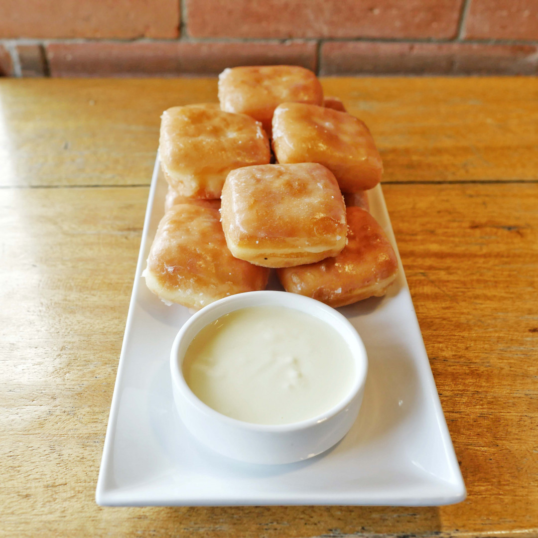 Pillows with White Chocolate Dip